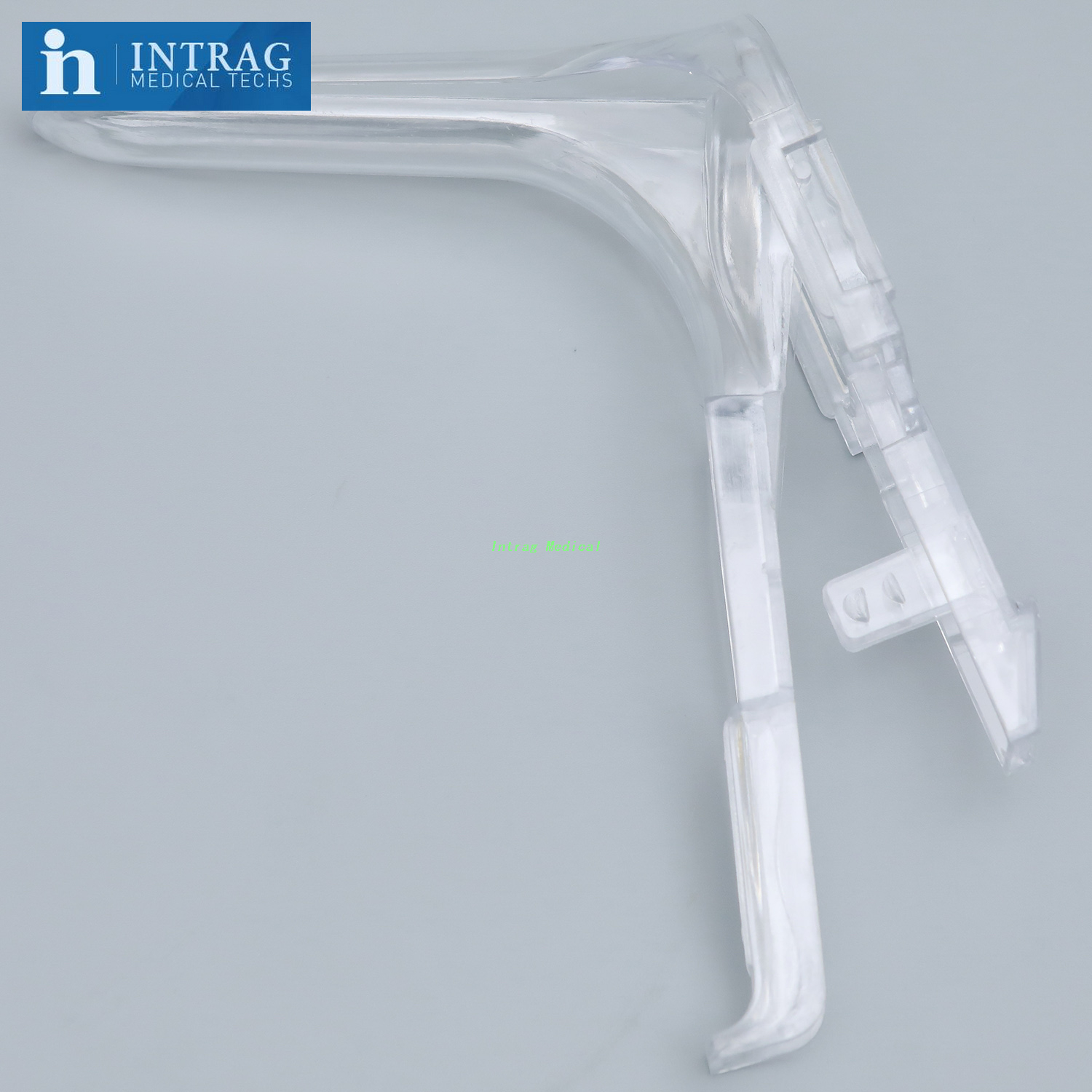 Vaginal Speculum With Lateral Screw